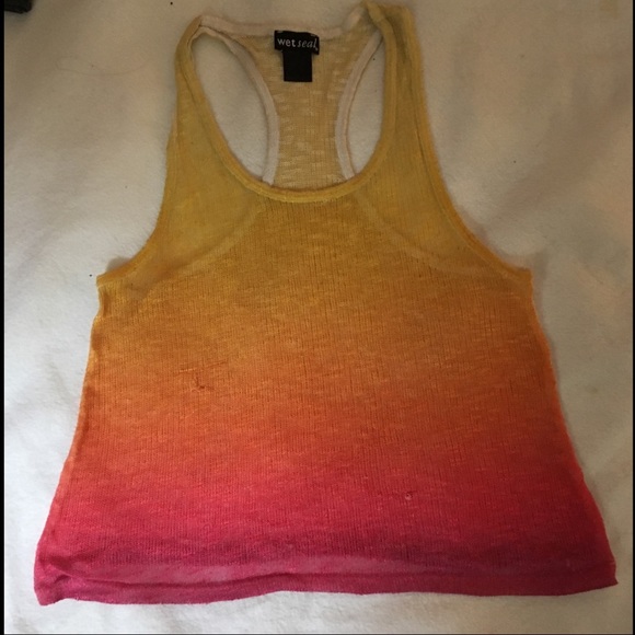 **3 for 10** Cute wet seal tank - Picture 2 of 2
